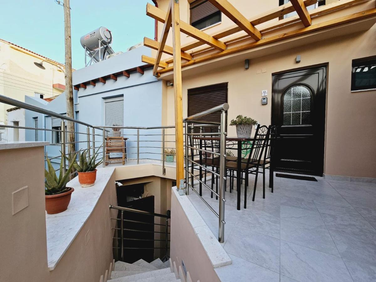 Anassa 3 Center